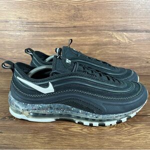 Nike Black and Gray Athletic Shoes